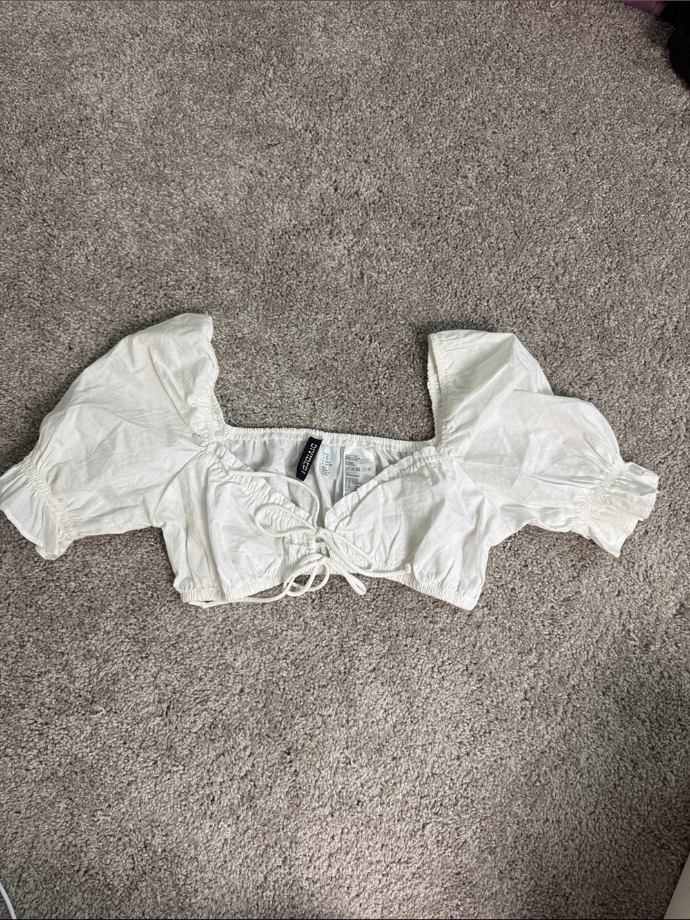 H&M White Puff Sleeve Cropped Tie-Front Blouse